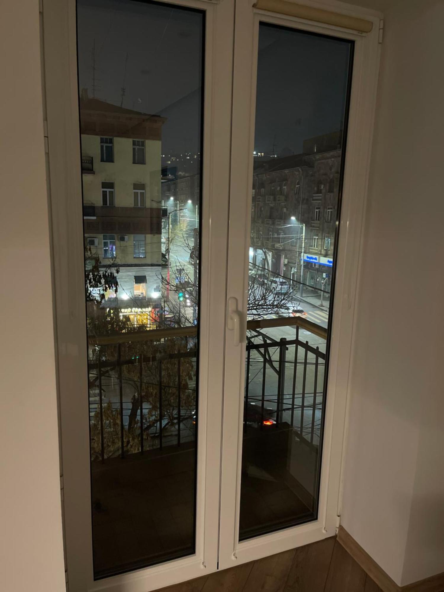 Apartamento Yerevan Downtown Luxe Exterior foto