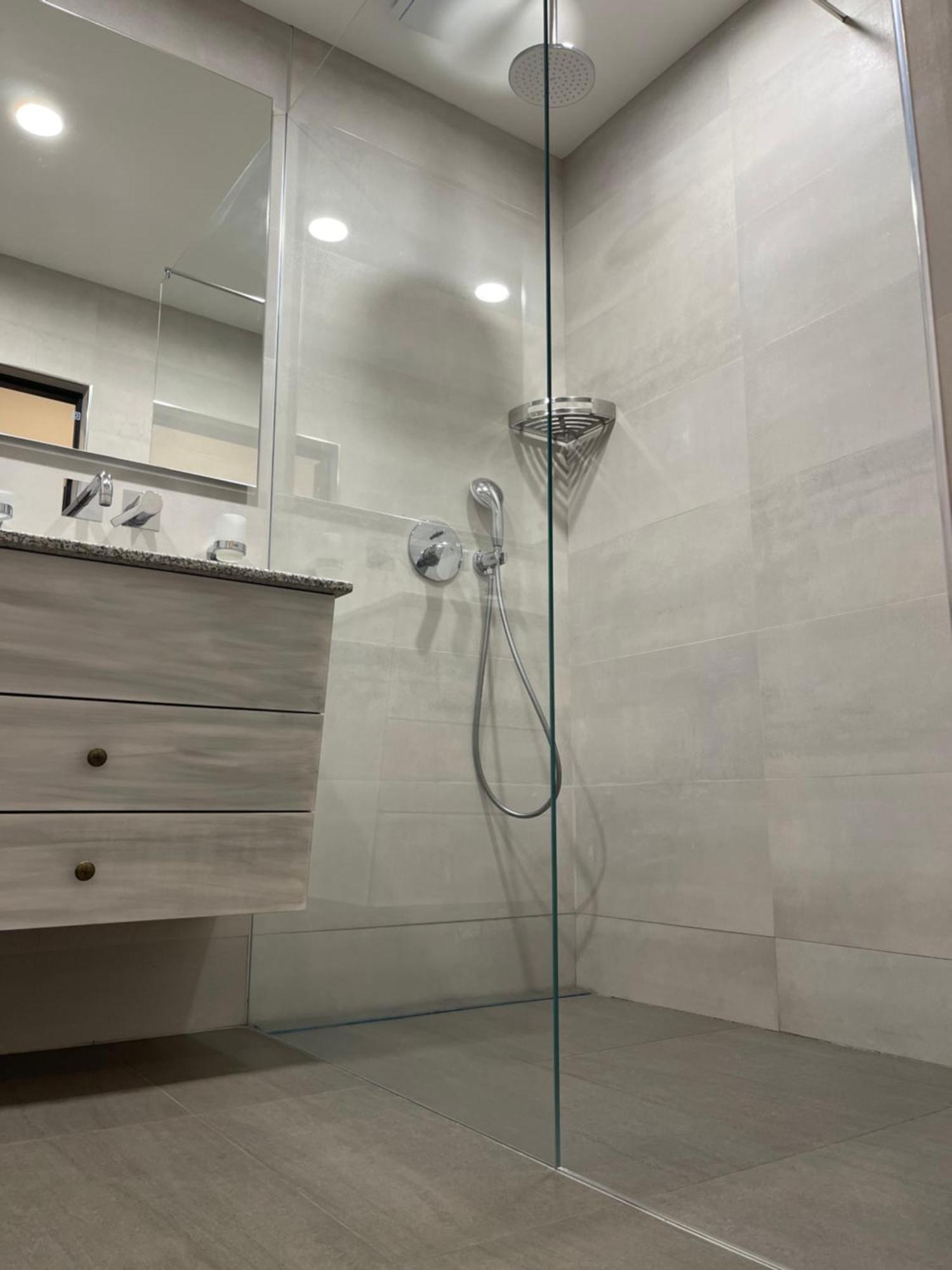 Apartamento Yerevan Downtown Luxe Exterior foto