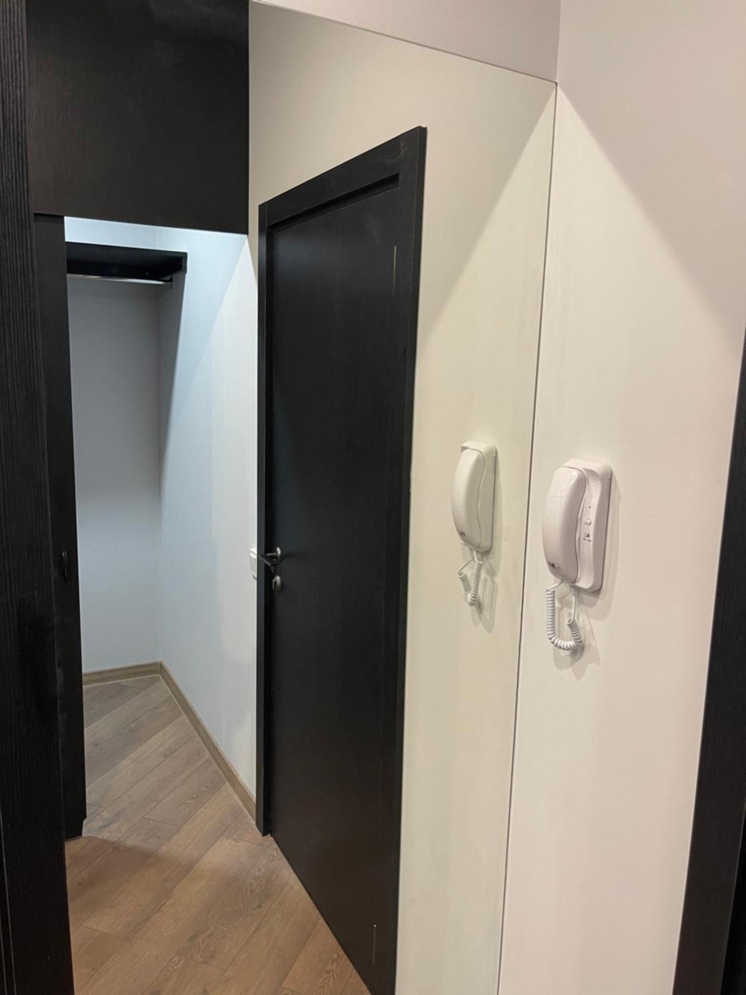 Apartamento Yerevan Downtown Luxe Exterior foto